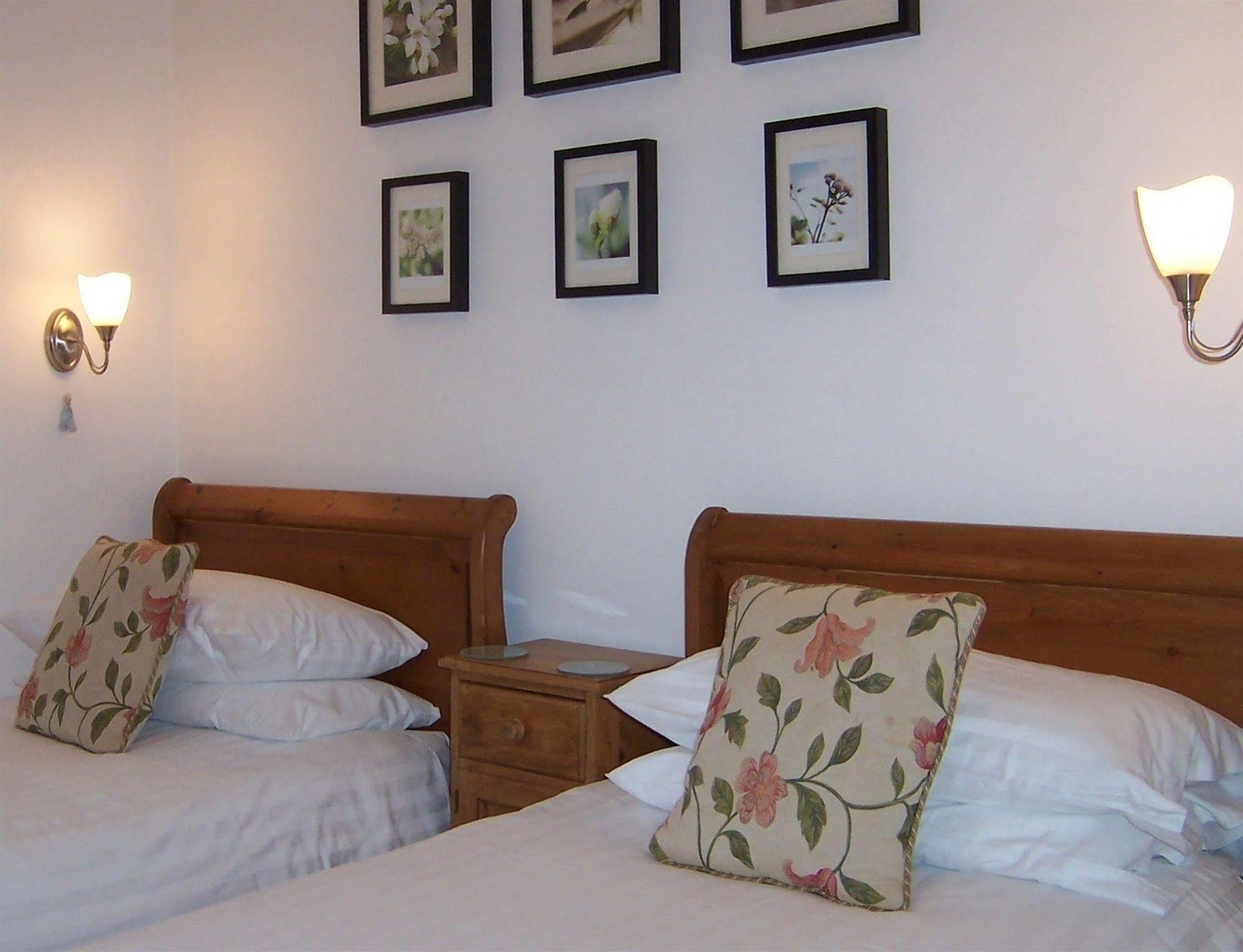 Caddon View Country Guest House Innerleithen Eksteriør bilde
